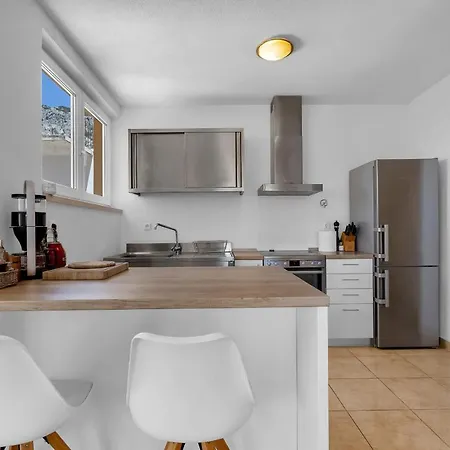 Marin Apartment *